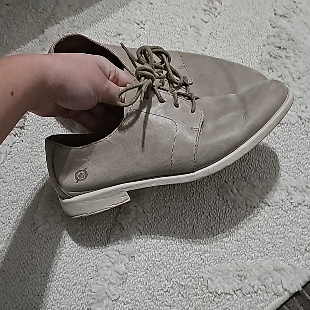Born oxfords